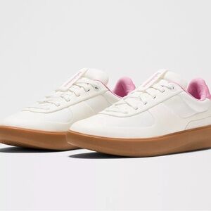 Lululemon Cityverse Sneaker in White/Filbert Tan/Pink Frosting, Size 9.5